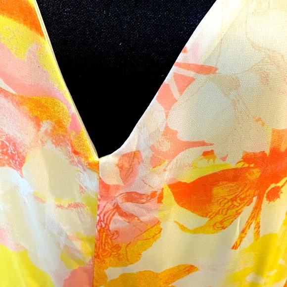 LANE BYRANT YELLOW FLORAL LIGHTWEIGHT CHIFFON LINED SIZE 24 MAXI FRONT SLIT NWOT - Picture 6 of 11